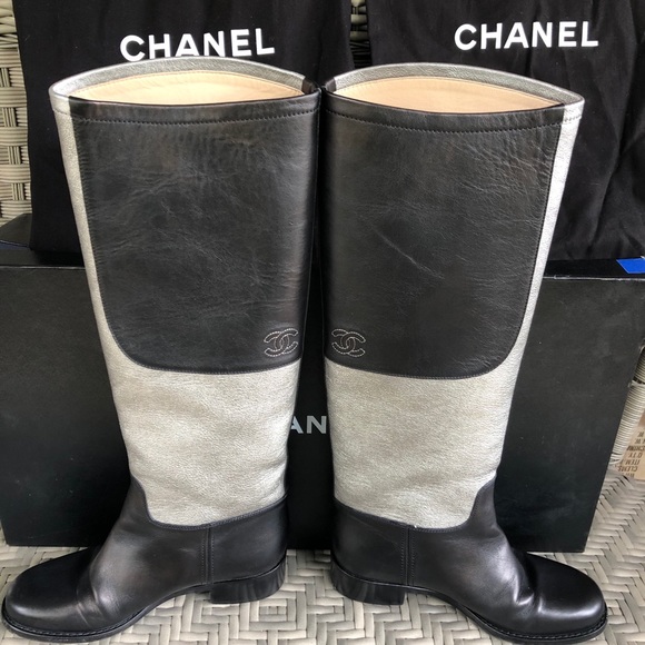 TWO TONE CHANEL RIDING BOOT SZ 38 METALLIC &BLACK - Picture 5 of 12